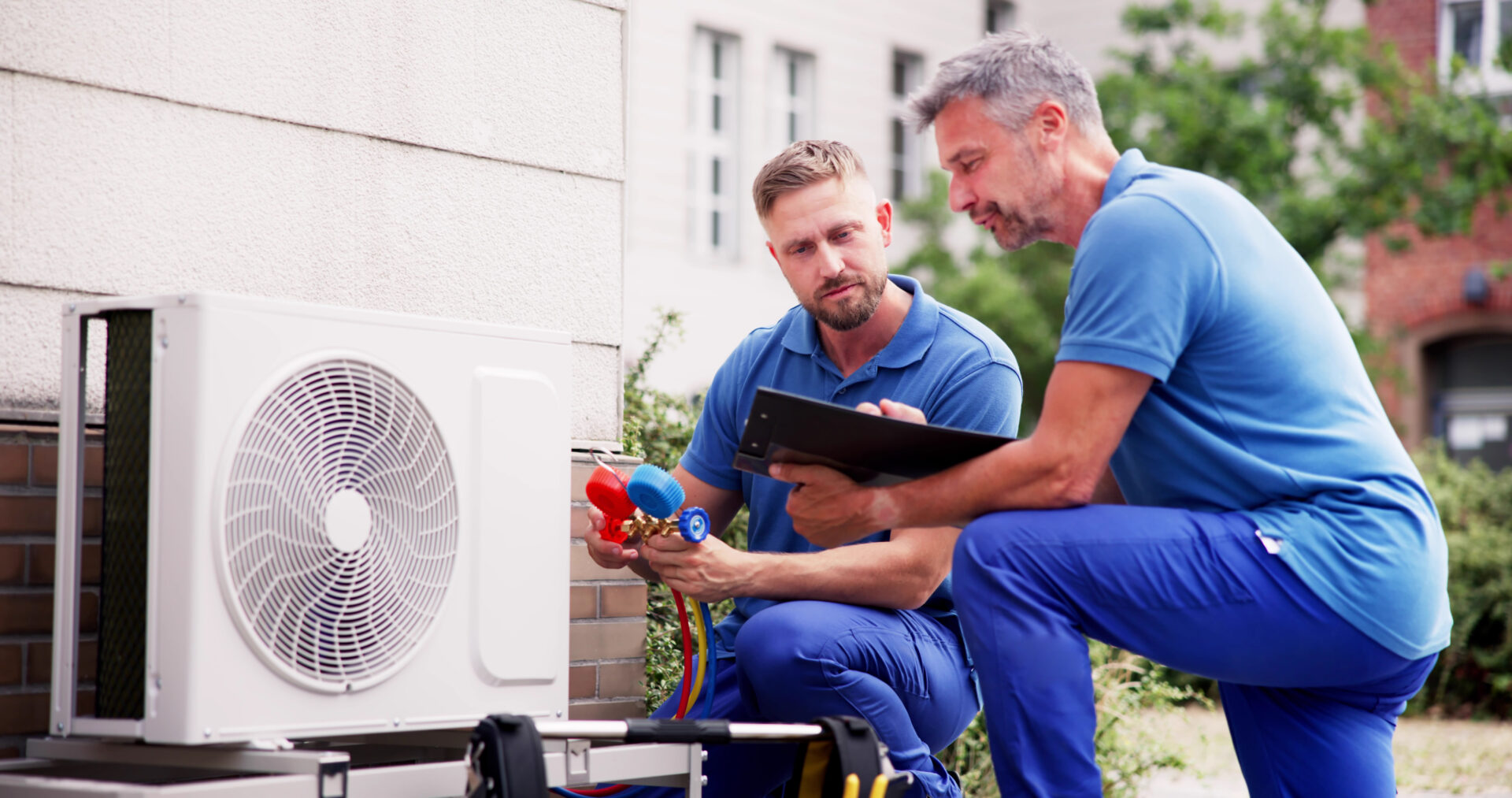 Installation de pompe à chaleur air-eau réalisée par nos artisans locaux